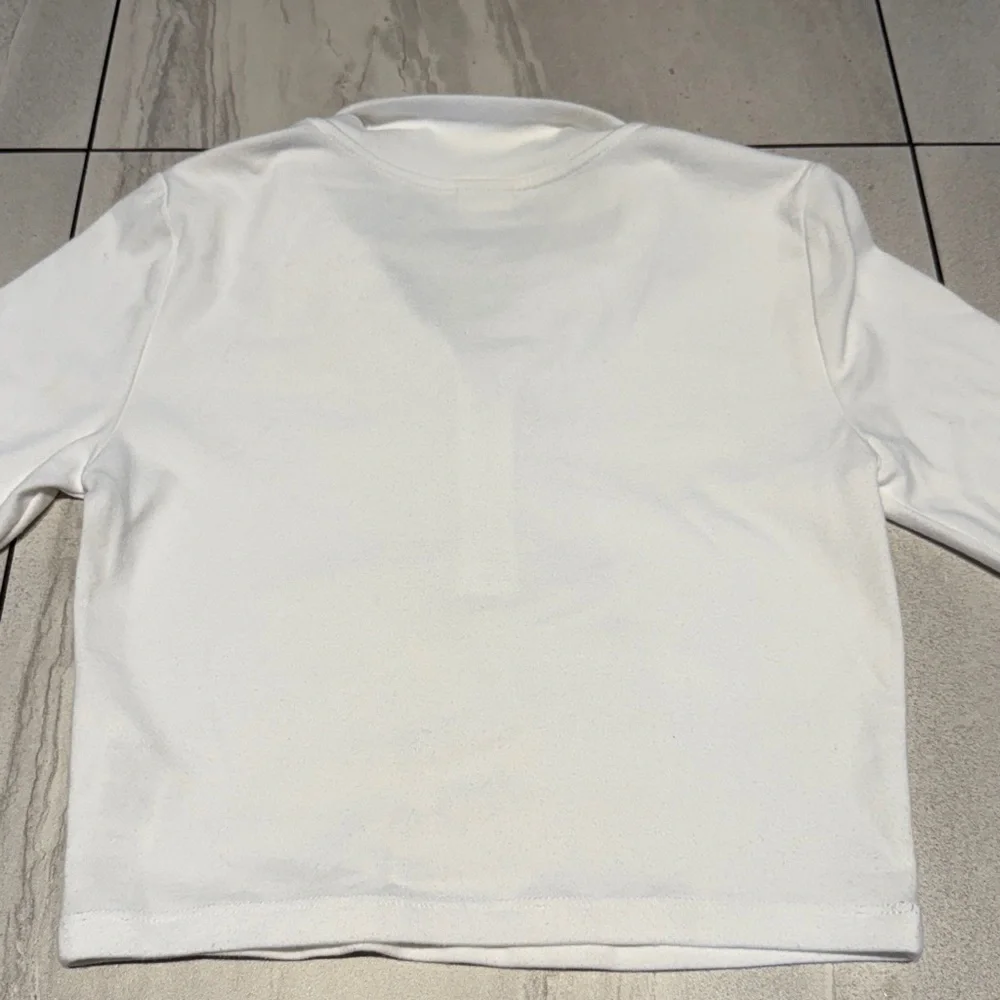 Aritzia Sunday Best White Half Zip Long Sleeve Cropped Top - Picture 4 of 4